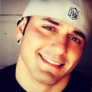 Meet your Posher, Chris